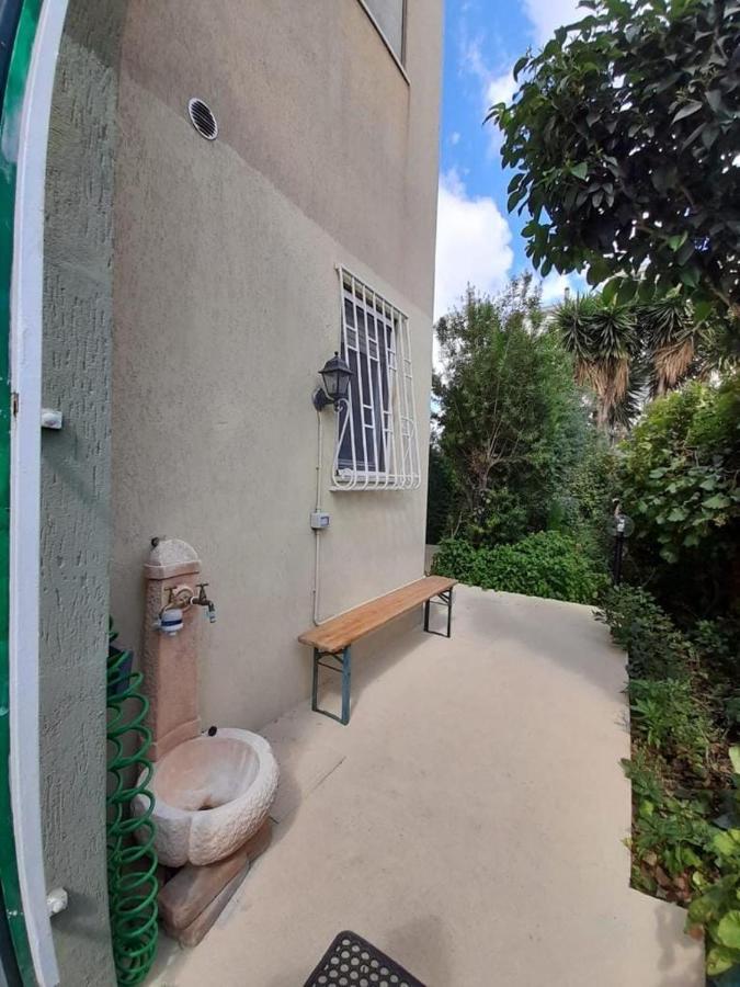 Ambos Mundos Apartment Quartu Sant'Elena Luaran gambar