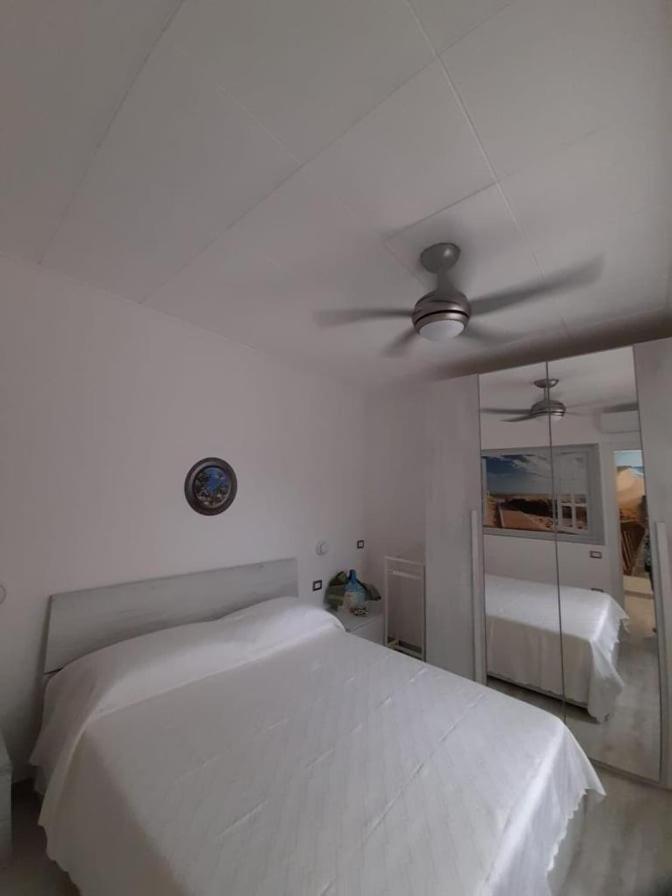 Ambos Mundos Apartment Quartu Sant'Elena Luaran gambar