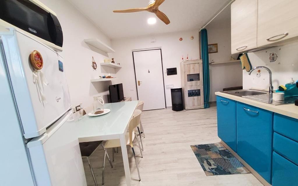 Ambos Mundos Apartment Quartu Sant'Elena Luaran gambar